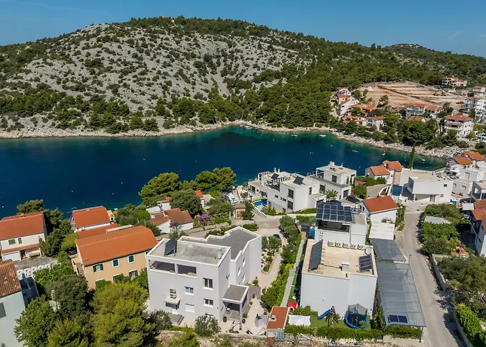 Rosemary 4m * Ražanj